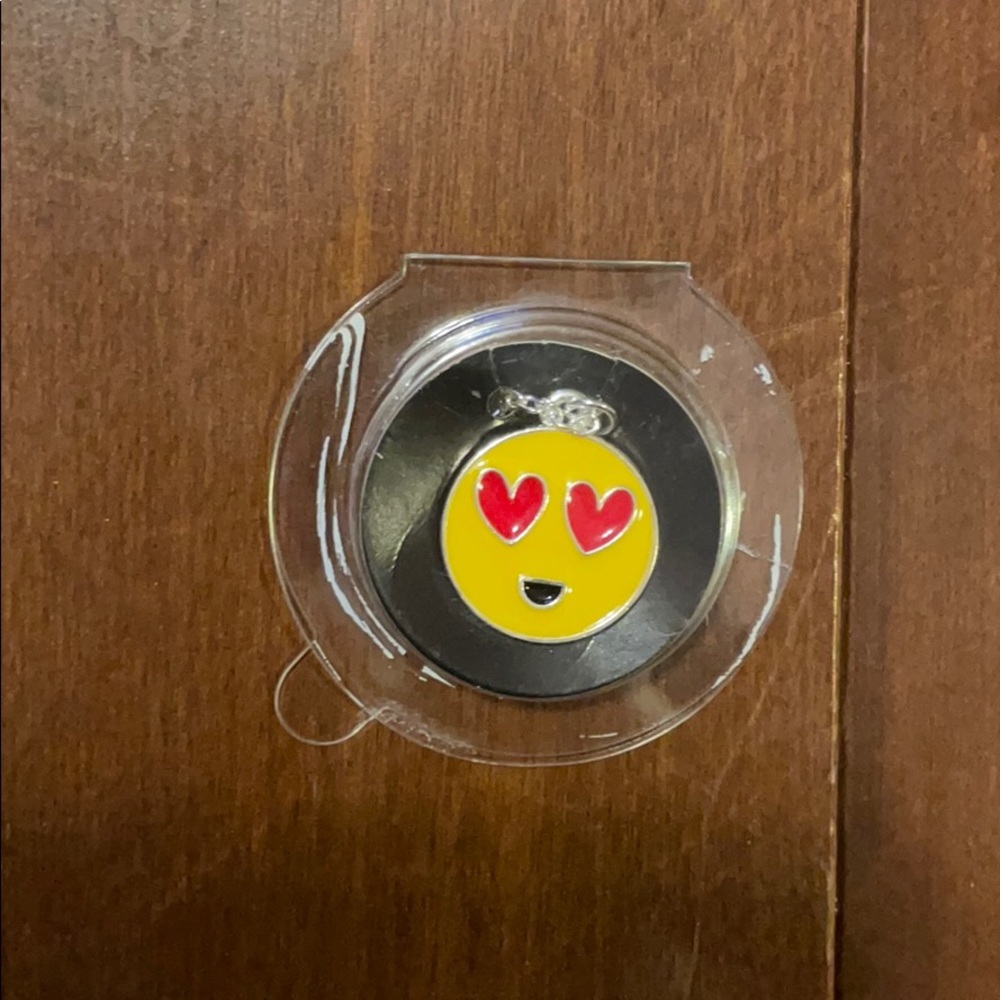 BUNDLE FOR FREE: Emoji Necklace